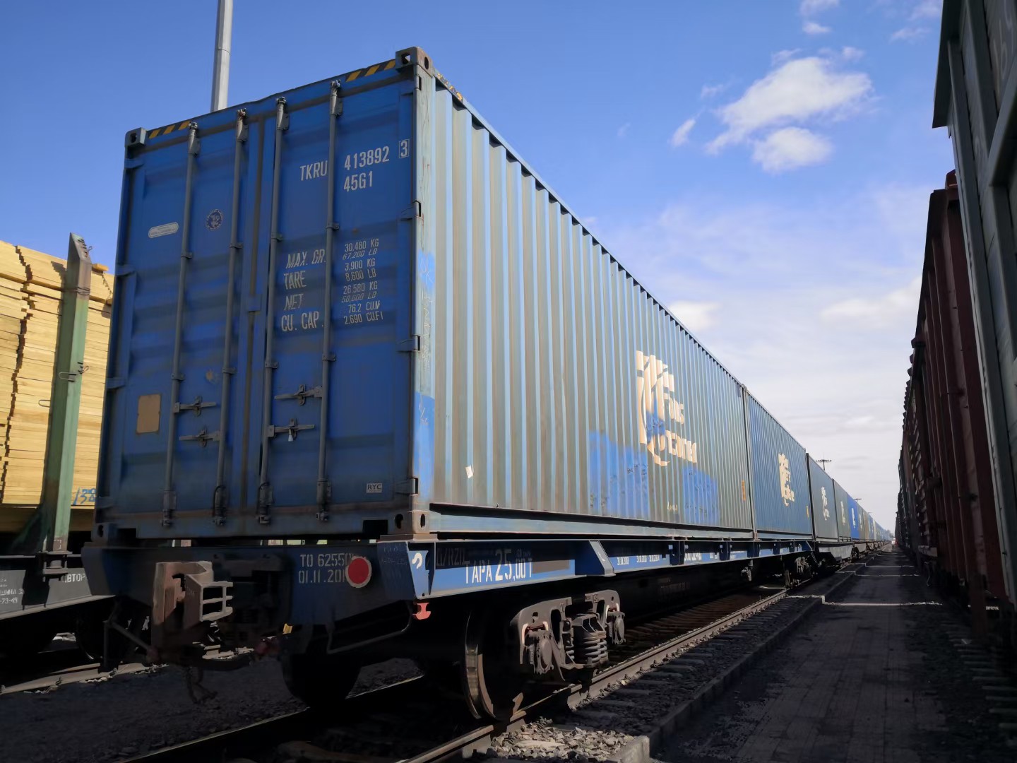 铁路物流运输：整箱/拼箱到欧洲全境DDP运输方案咨询