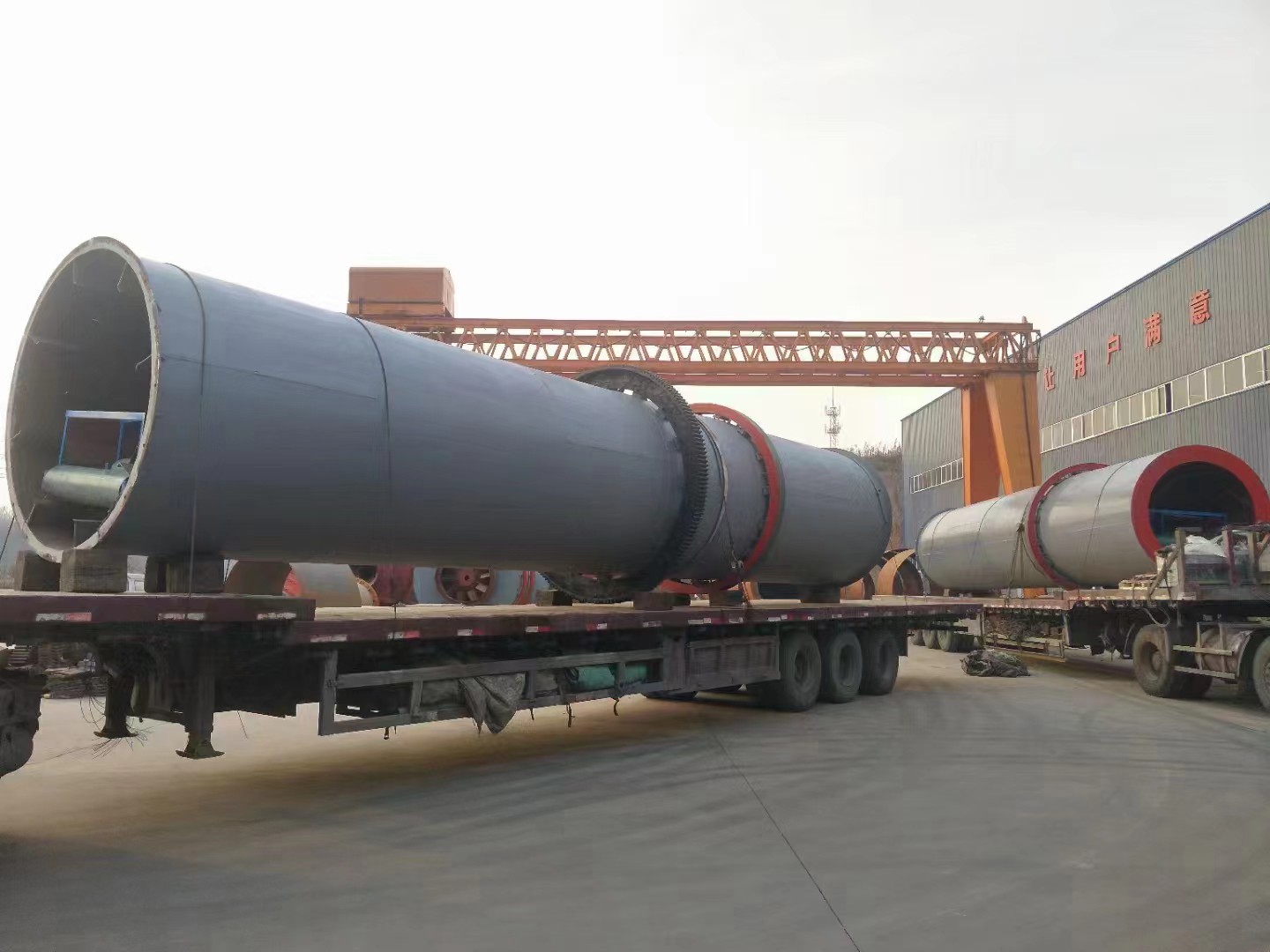 三超带电超尺寸货物阿拉山口出境到欧洲匈牙利