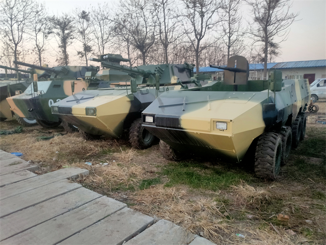 山东菏泽景区动态步战车模型出售