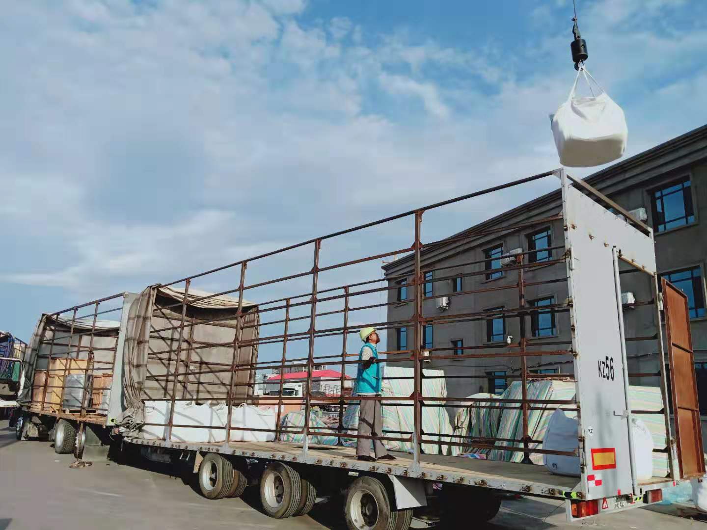 国内各地出口到哈萨克斯坦阿特劳集装箱整箱|散货铁路运输中亚班列货代公司