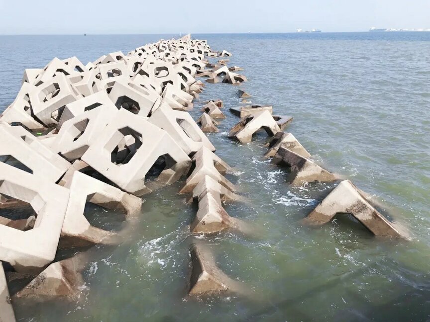 镇江围堰造地消浪型的扭王字块模具海岸防波堤定型模板京伟