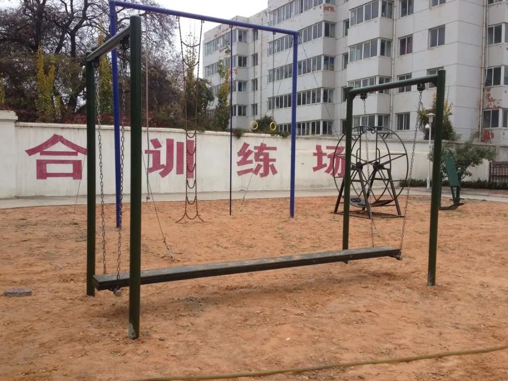 杭州滨江障碍器材,爬绳爬杆训练架,体育器材
