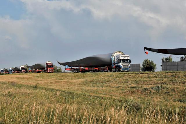 项目货公路陆运出口超限货物整车阿拉山口出境到欧洲全境