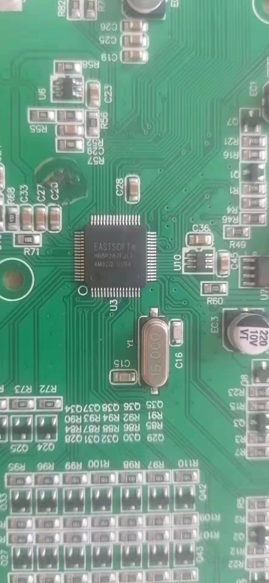 广东投影仪芯片回收投影仪设备主板收购 收工业园区电子
