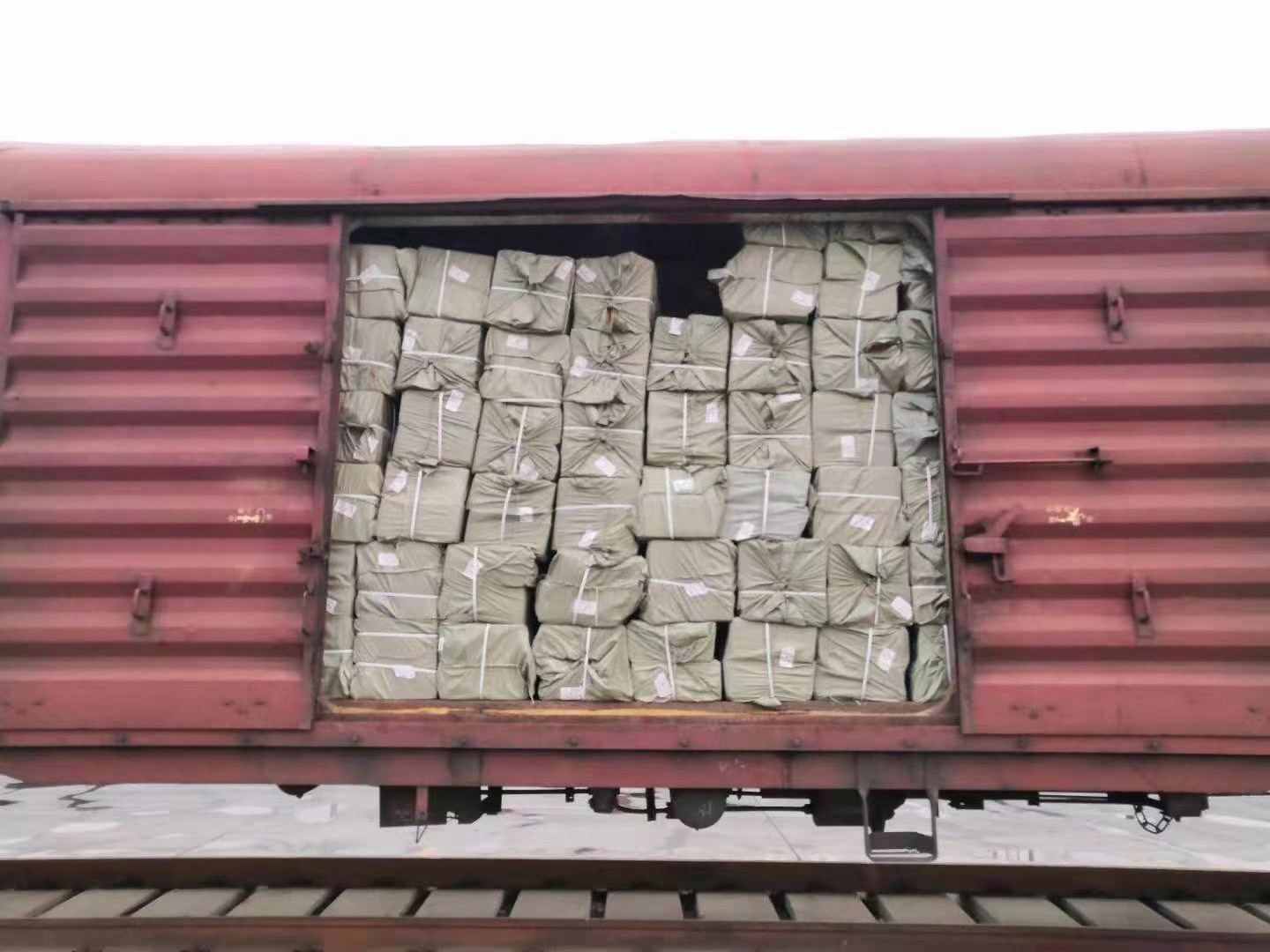 无锡发车到克拉斯诺达尔-中俄铁路整柜拼箱双清专线