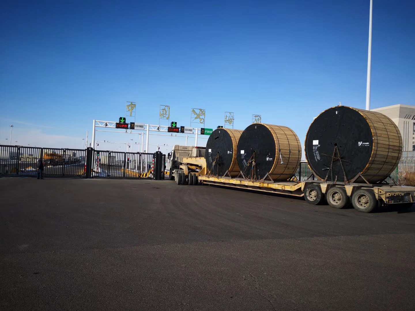 三超带电超尺寸货物门到门运输包含代理清关中亚塔什干