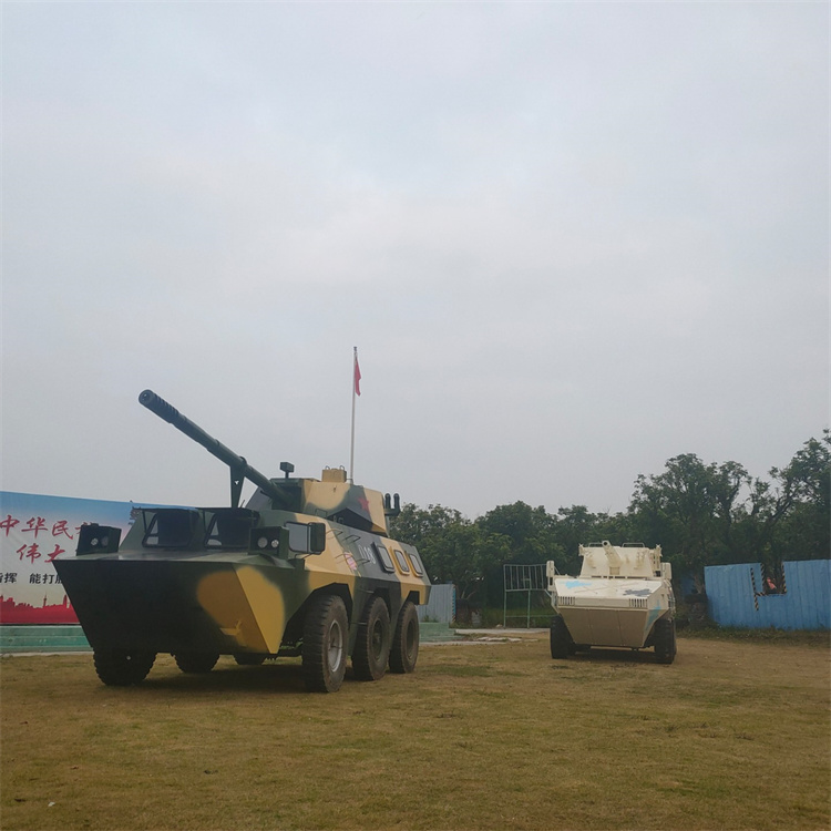 河北石家庄市开动版步战车模型租赁83式152毫米自行加榴炮模型生产厂家定做