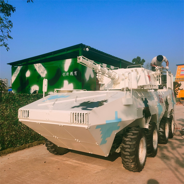 广东清远市国防教育装备出租双人履带式坦克车模型生产厂家供应商