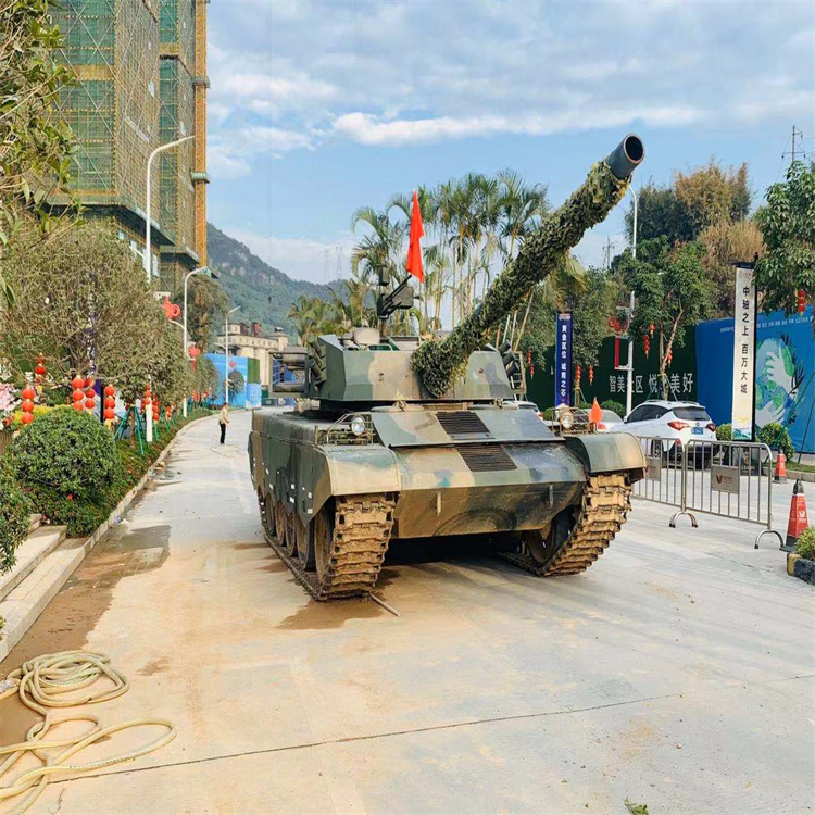 新疆伊犁州开动版版坦克模型出租仿真履带装甲车模型供应商生产厂家出租