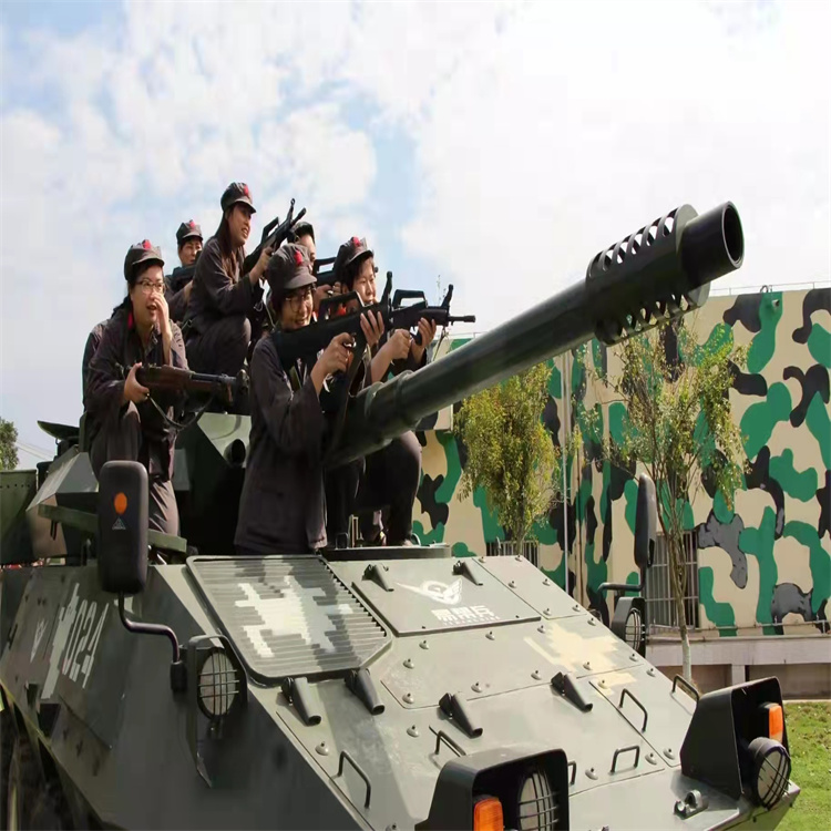 宁夏吴忠市国防研学军事模型厂家83式152毫米自行加榴炮模型生产厂家支持订制