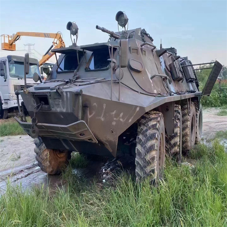 四川巴中市开动版装甲车定做T-64主战坦克模型生产厂家供应商