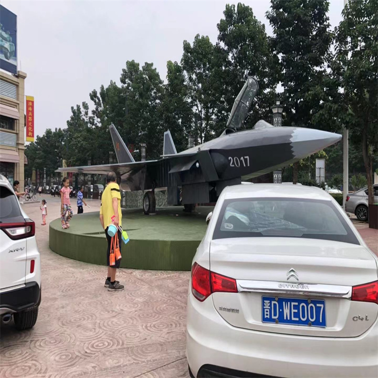 江西鹰潭市军事模型厂家-设备租售坦克歼击车模型生产厂家定制