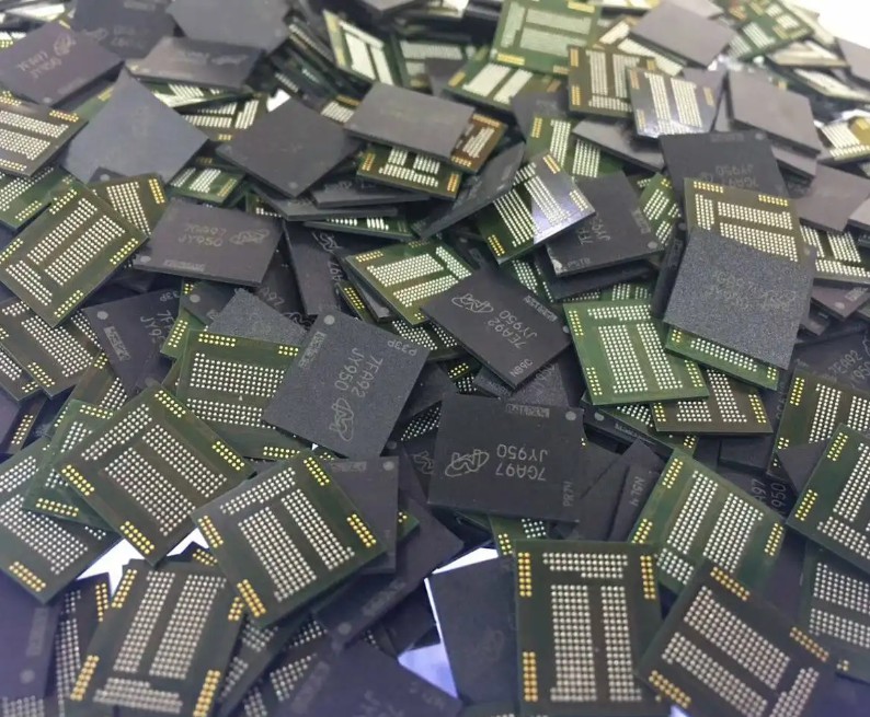 收购NXP芯片  品种繁多