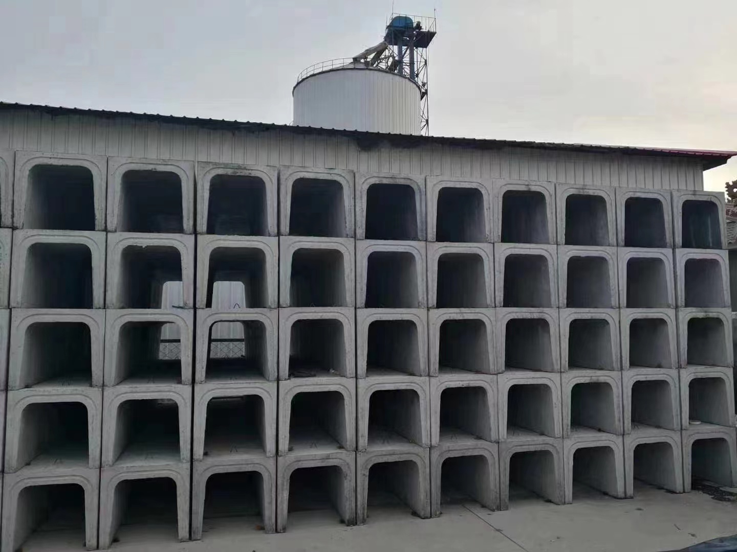 德州混凝土预制构件的排水槽模具长度50公分集水槽模具京伟生产厂家