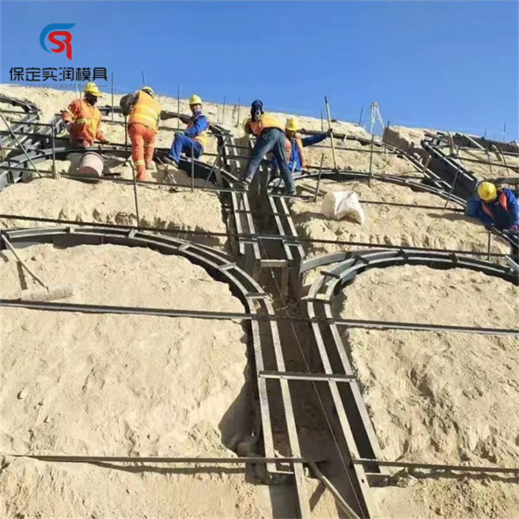 北京公路水泥拱形骨架钢模具