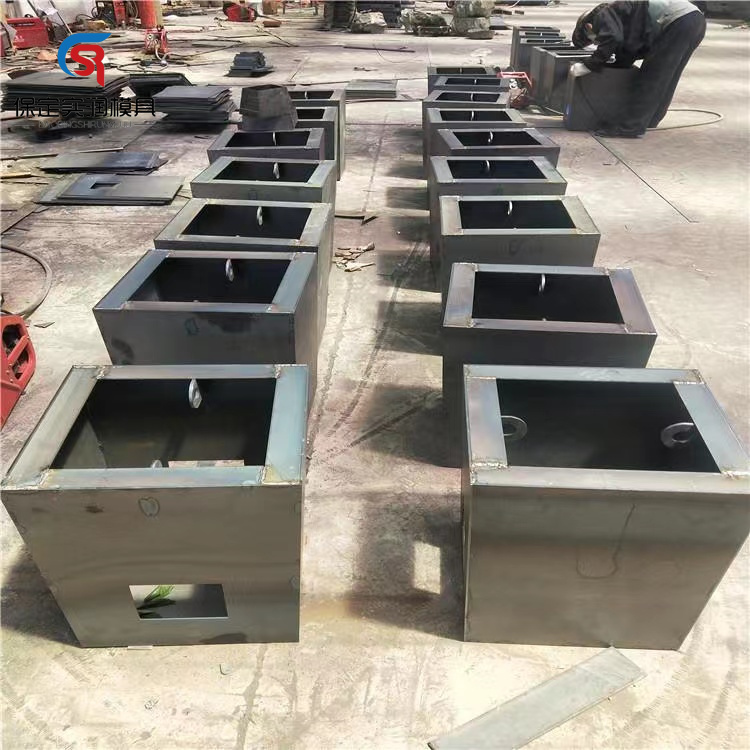 水泥墩工程钢结构基础墩钢模具 装配式混凝土基础模具