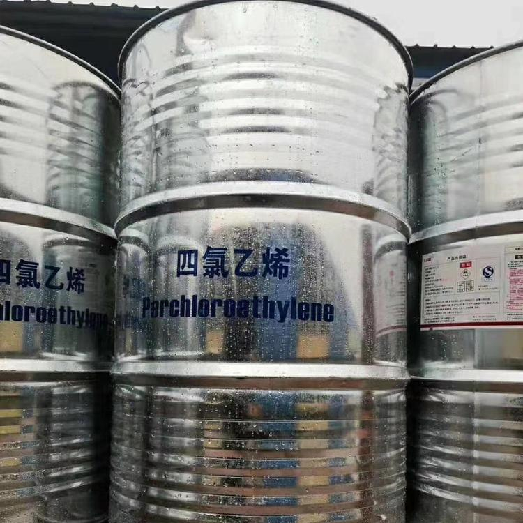 重庆上门回收氟碳涂料诚信收货包装品牌不限
