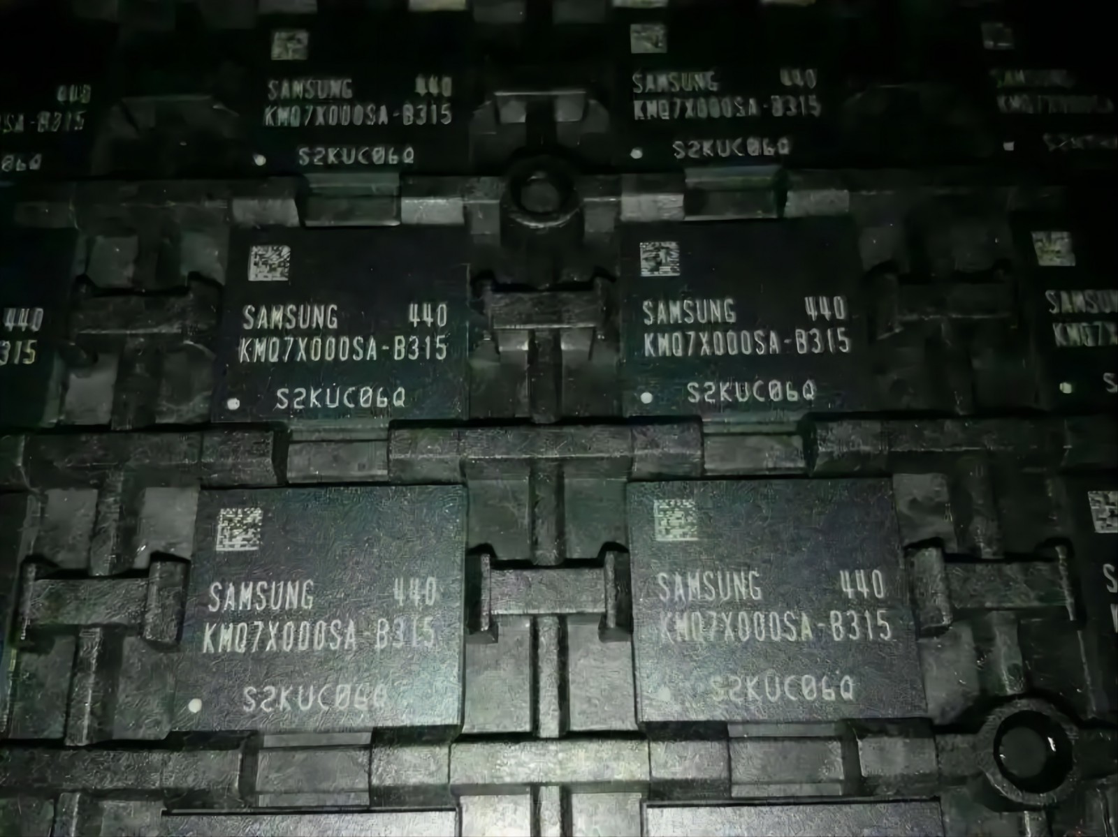天津回购芯片ic回收全新芯片