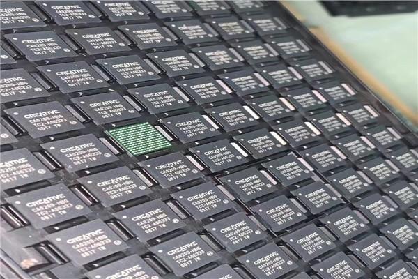 张江回收CCD图像芯片MICROCHIP微芯回收电子IC芯片