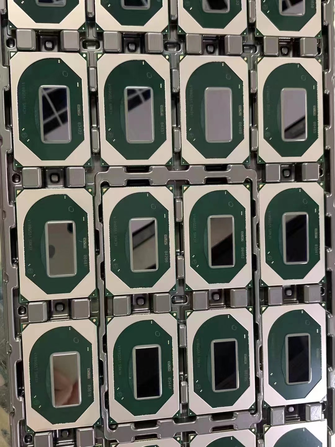 闵行回收SKHynix芯片DIODES美台工厂剩余IC芯片
