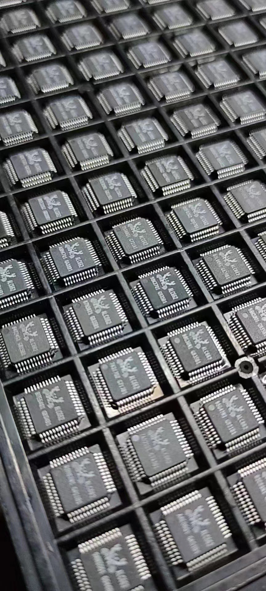 惠州回收电子网卡工厂剩余IC芯片