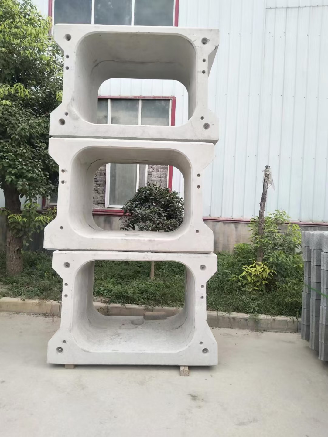 南昌阶梯式生态砌块护坡模具自嵌式生态框定型模具京伟生产厂家