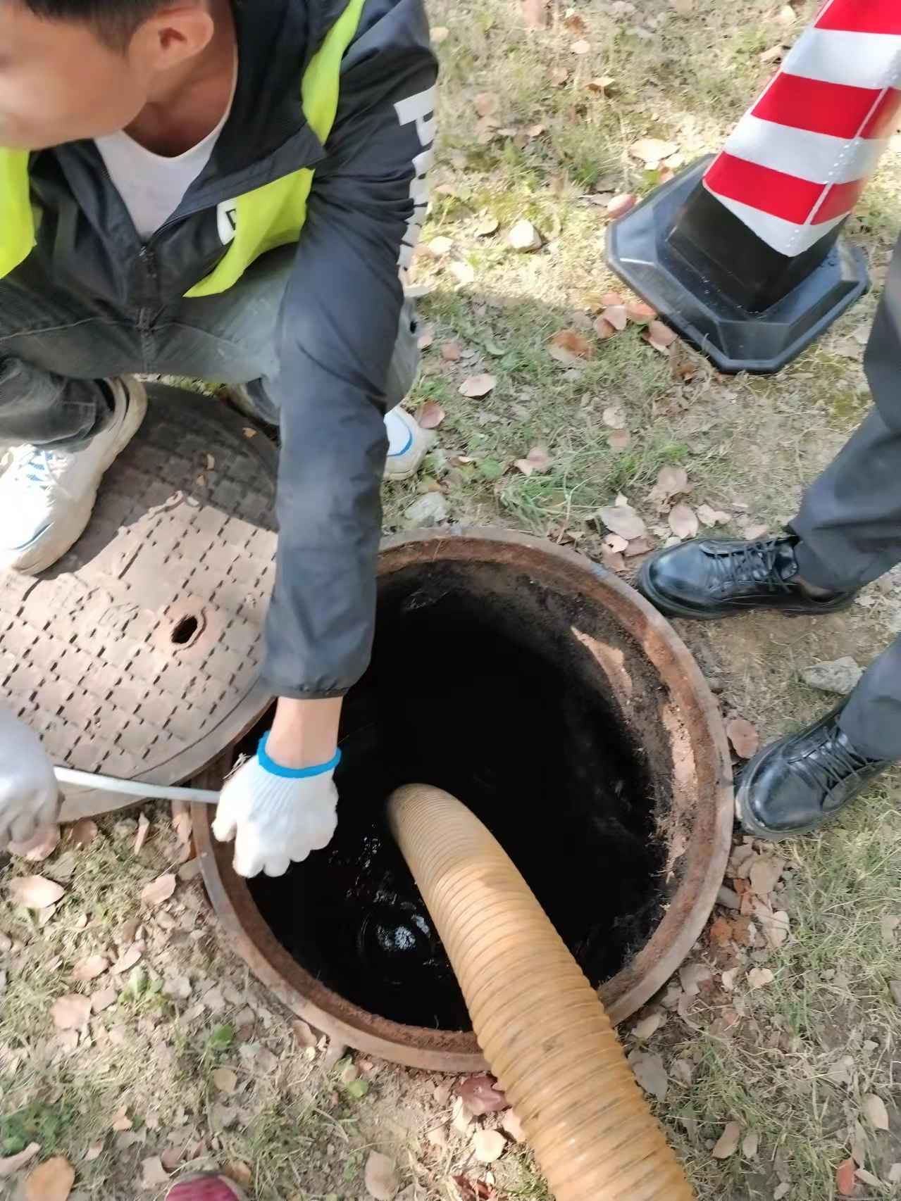 承接泰州排污管道检测 管道点状修复24小时服务