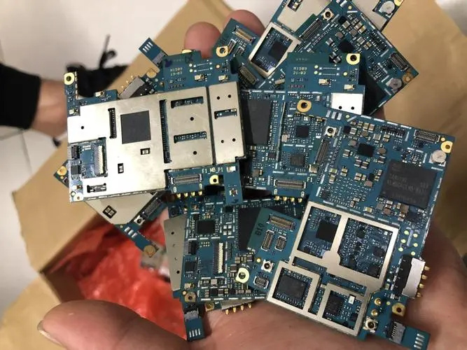 收购手机IC 回收闪存 ic电子回收 XILINX赛灵思工控芯片回收 更新发