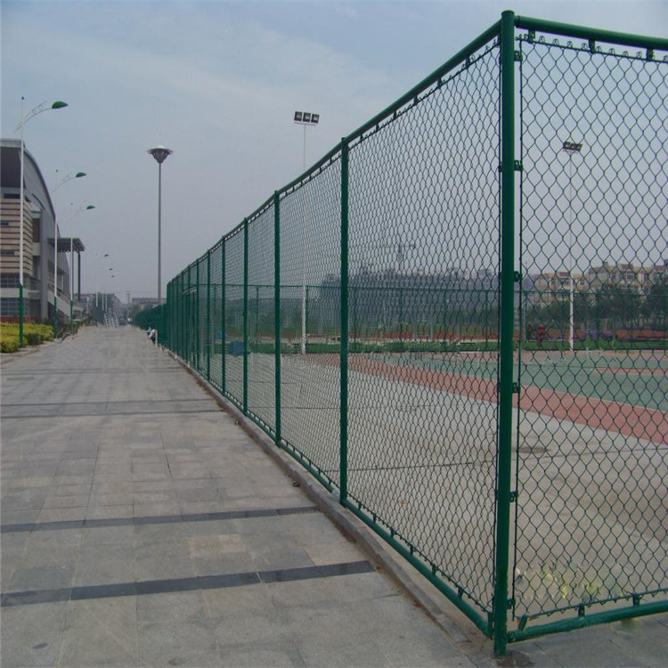 佳木斯操场围栏网,篮球场围网,规格