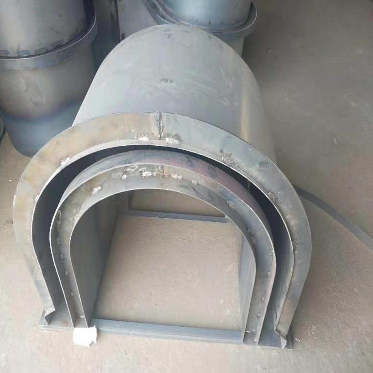 黑龙江U型排水渠模具应用中翔钢模制作厂家