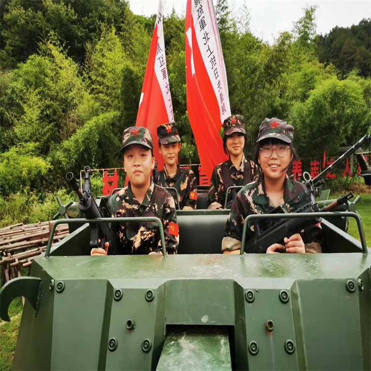 湖北襄樊市一比一仿真军事模型厂家ZBD-04式步兵战车模型定制