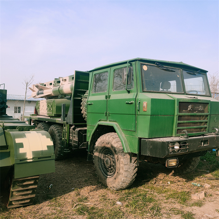 河南郑州市开动版装甲车定做66式152毫米加农炮模型生产厂家生产出售