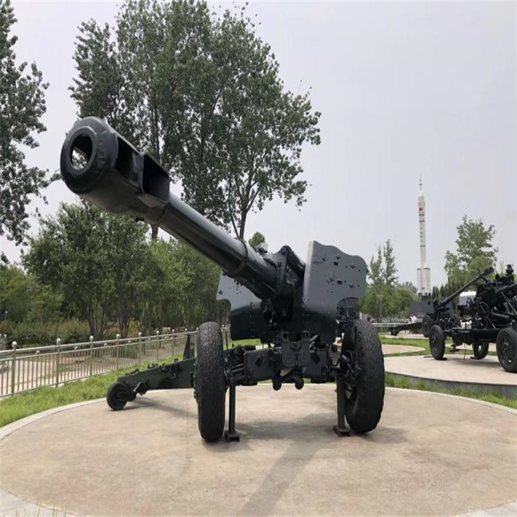 湖北仙桃市军事模型厂家83式152毫米自行加榴炮模型生产厂家生产批发