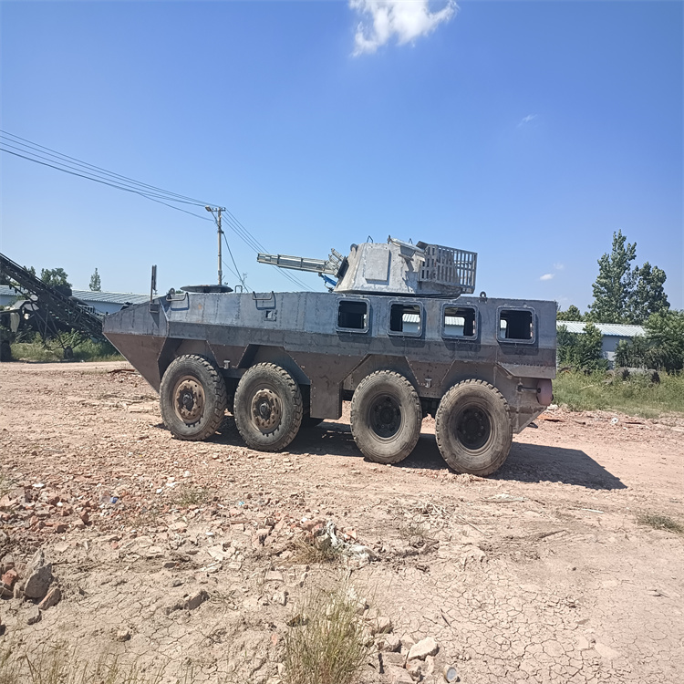 云南大理开动版装甲车定做军事模型厂家生产厂家租赁