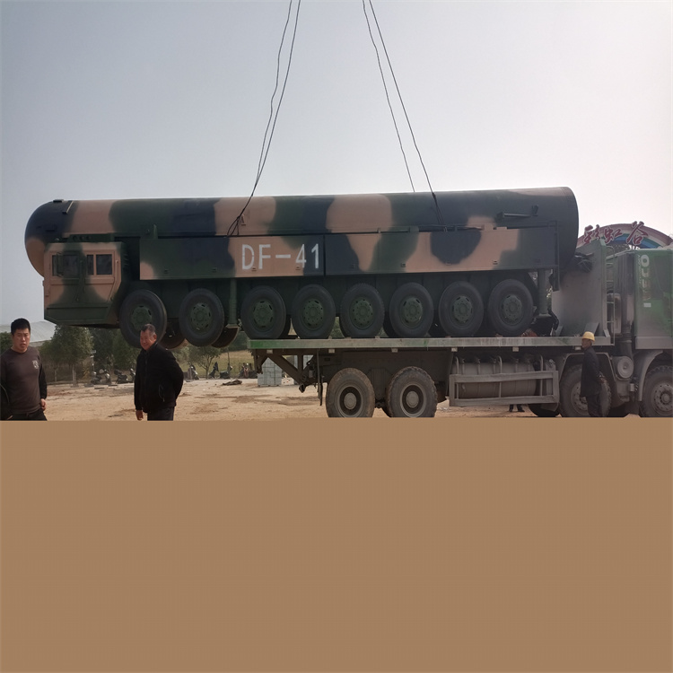 云南文山州国防教育装备出租仿真71式火箭炮发射车模型生产厂家型号齐全
